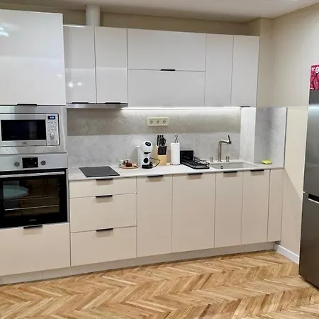 アパート Cozy Cathedral Corner - 2 Mins Walk From The Main Pedestrian Street ヴァルナ