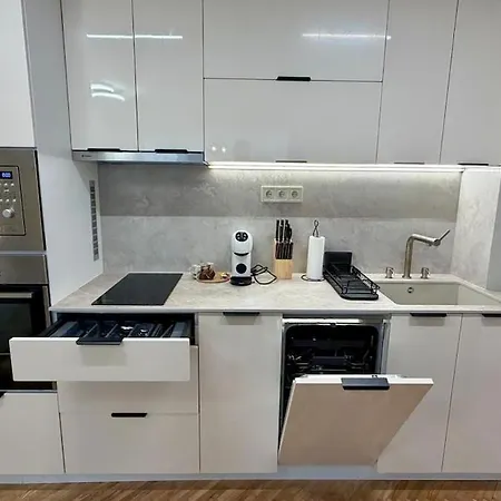 アパート Cozy Cathedral Corner - 2 Mins Walk From The Main Pedestrian Street